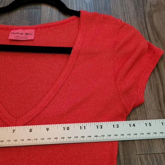 Michael Stars Womens Blouse Red Knit Short Sleeves V-Neck Stretch Shimmer - Picture 5 of 7